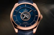 Omega представляет часы с турбийоном в центре циферблата