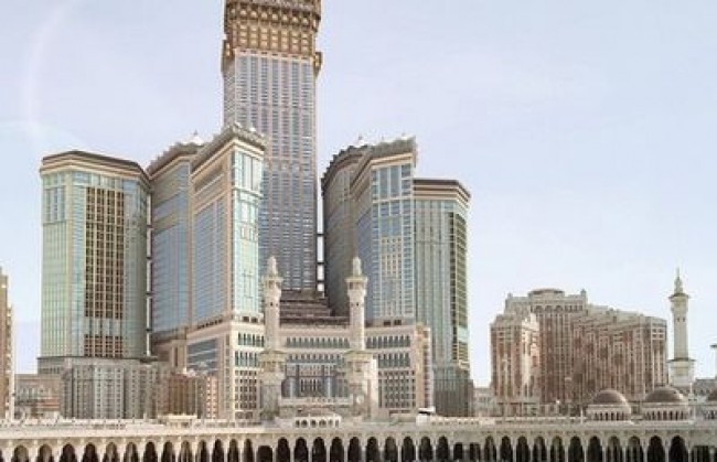 Запущены самые большие часы в мире