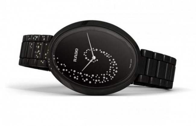 Rado представляет лимитированные часы Esenza Ceramic Touch Jubile 132 Limited Edition