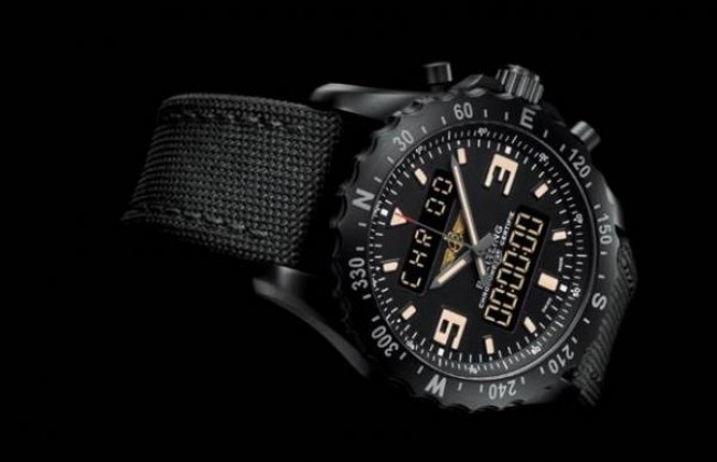 Часовая компания Corum представила хронометр Heritage Ingot с циферблатом из золотого слитка