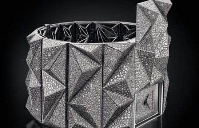 Audemars Piguet представляет ювелирные часы Diamond Punk.