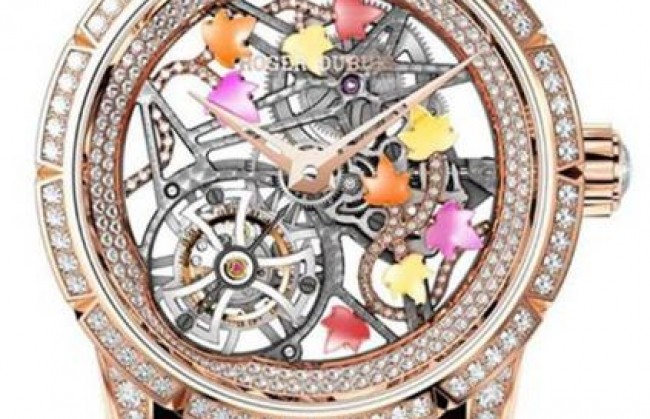 Roger Dubuis представляет ювелирные часы Excalibur Creative Skeleton Brocéliande