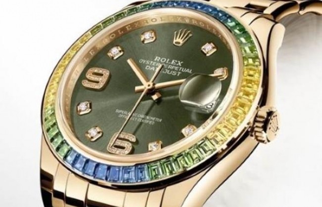 Rolex представляет переливающиеся часы Oyster Perpetual Datejust Pearlmaster 39