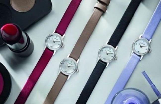 Компания Longines  представила утонченные часы-украшения Longines Mini