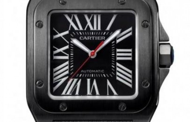 Часы Santos 100 Carbon представляет компания Cartier