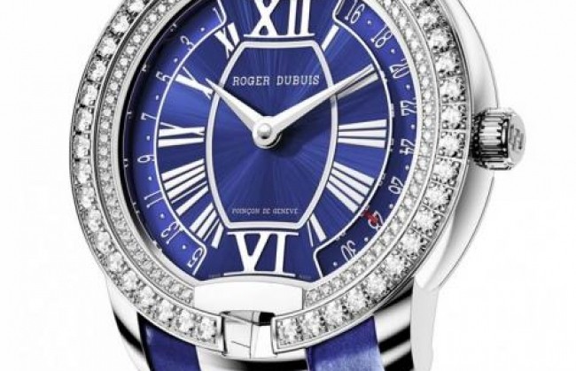 Roger Dubuis представляет женские часы Velvet Secret Heart.