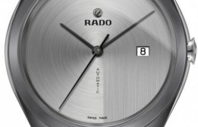 Новые часы HyperChrome Ultra Light представила компания Rado