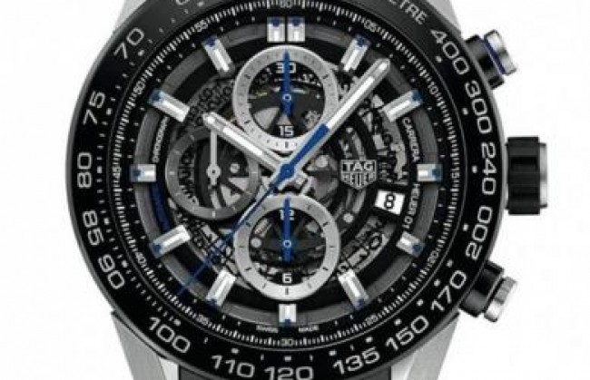 TAG Heuer представляет новые версии часов Carrera Calibre Heuer 01