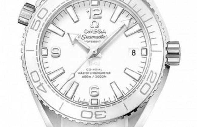 Часы Seamaster Planet Ocean Orange Ceramic  представляет компания Omega