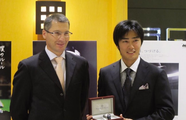 Часы для звезды бейсбола